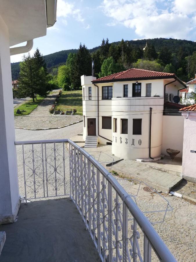Хотел Бялата Роза Shipka Eksteriør bilde